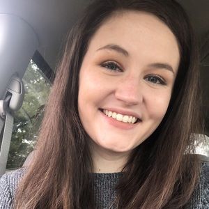 Meet your Posher, Alexis